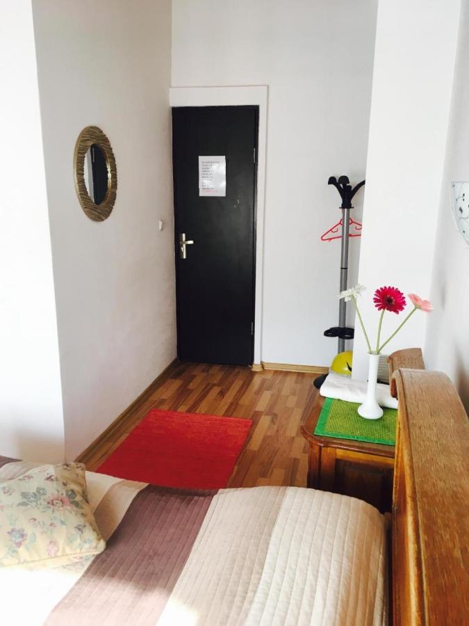 Rolling Stone Hostel Braşov Dış mekan fotoğraf