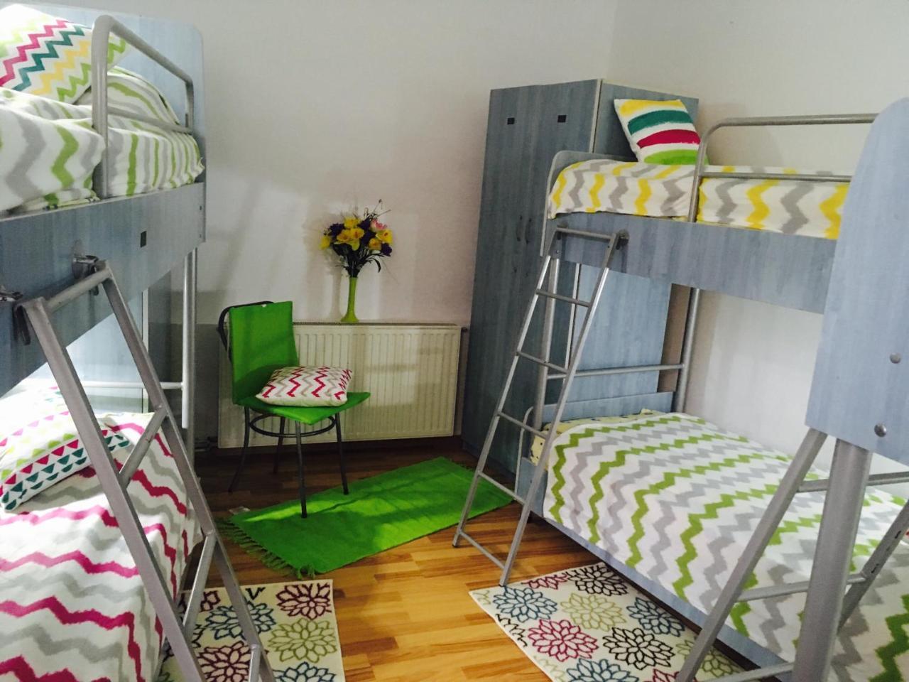 Rolling Stone Hostel Braşov Dış mekan fotoğraf